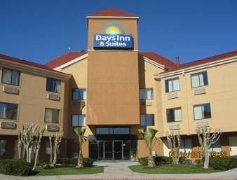 Days Inn & Suites By Wyndham Де-Сото Екстер'єр фото